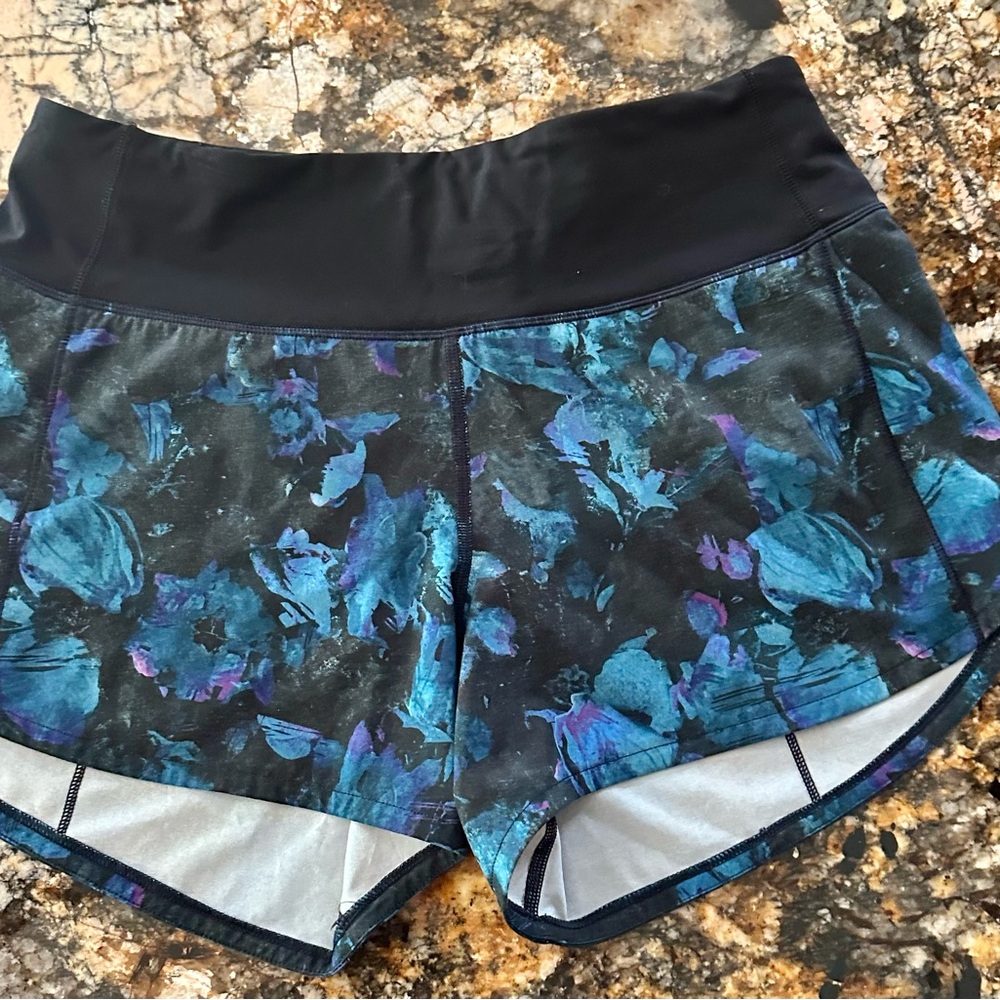 Lululemon Athletica Black and Blue Floral Athletic Shorts